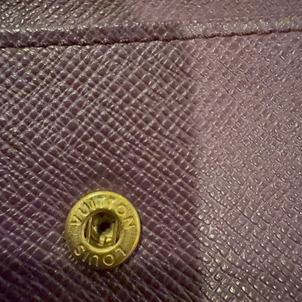 Louis Vuitton Vibrant Yellow & purple passport hold/wallet - lakers colorway - Picture 10 of 13